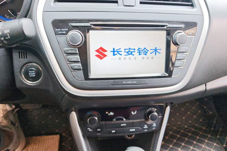 Used Suzuki S-Cross 2014 1.6L CVT Two-Wheel Drive Elite Version Audio And AC Panel