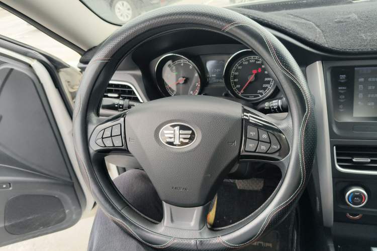 Used Bestune B30 2016 1.6L Automatic Luxury Model