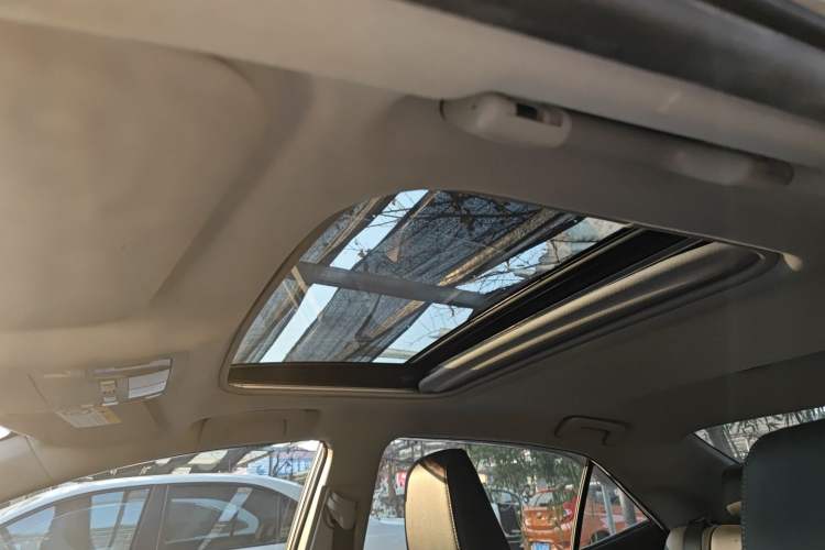 Used Toyota Corolla Hybrid E+ 2019 1.8L E-CVT Luxury Edition
