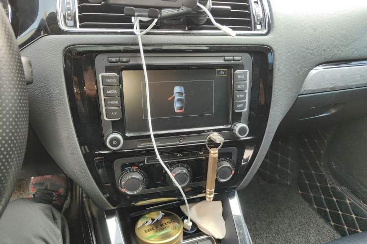 Used Volkswagen Sagitar 2017 1.6L Manual Comfort Model
