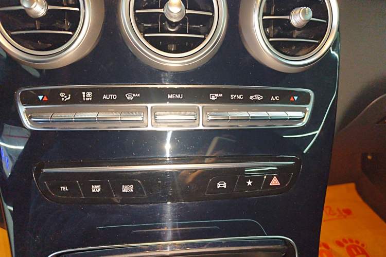 Used Mercedes-Benz GLC 2020 Facelifted GLC 260 L 4MATIC Dynamic Edition
