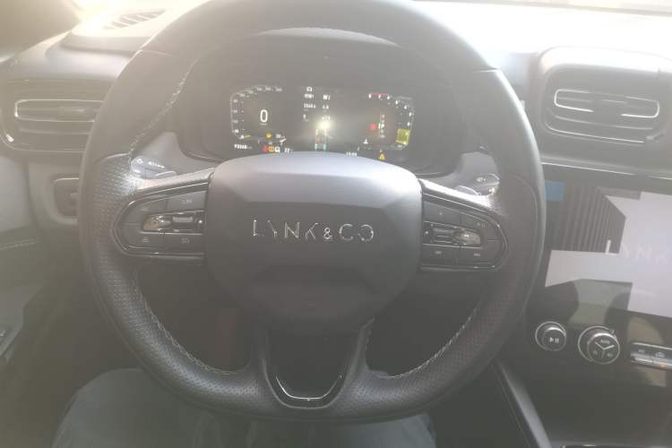 Used Lynk & Co 03 2022 2.0TD DCT JingPro
