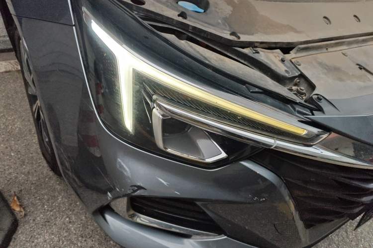 Used Roewe i6 MAX New Energy 2021 EV 500 Skyroof Deluxe Edition
