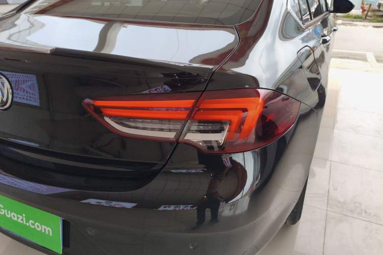 Used Buick Regal 2020 552T Elite Edition Right Rear Taillight