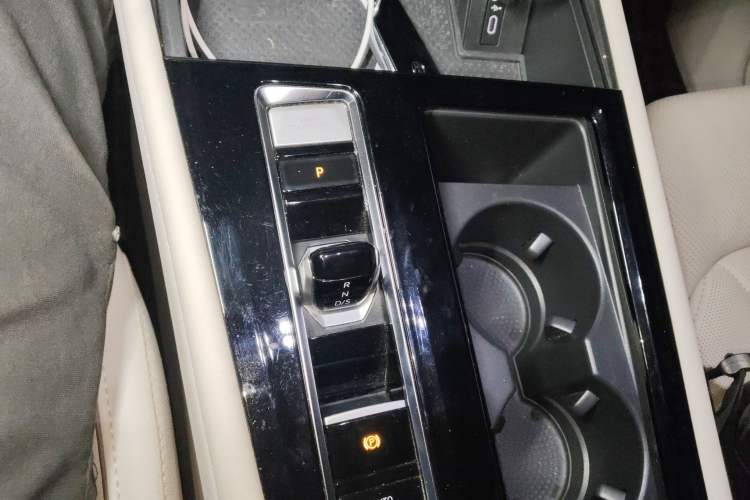 Used Volkswagen Viloran 2022 380TSI Prestige Edition
