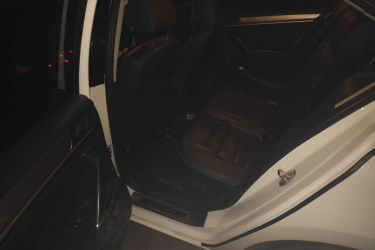 Used Volkswagen Bora 2016 1.6L Automatic Comfort Model Left Rear Seat