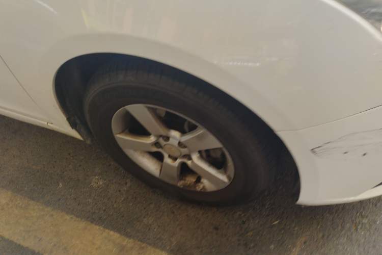 Used Chevrolet Cruze 2013 1.6L SL MT
