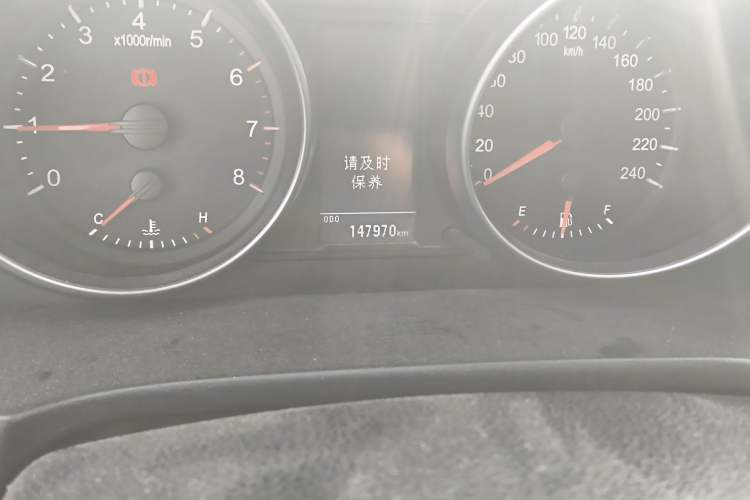 Used Haval H6 2013 Upgraded Model 1.5T Manual Two-Wheel Drive Elite Version Odometer Close Up