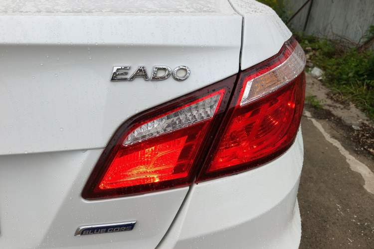 Used CHANGAN Eado 2016 1.6L Manual Fashion Edition Right Rear Taillight