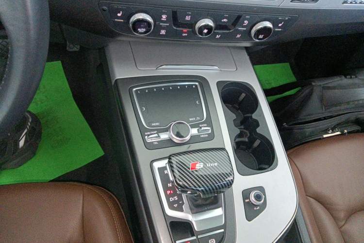 Used Audi Q7 2019 45 TFSI Comfort Model