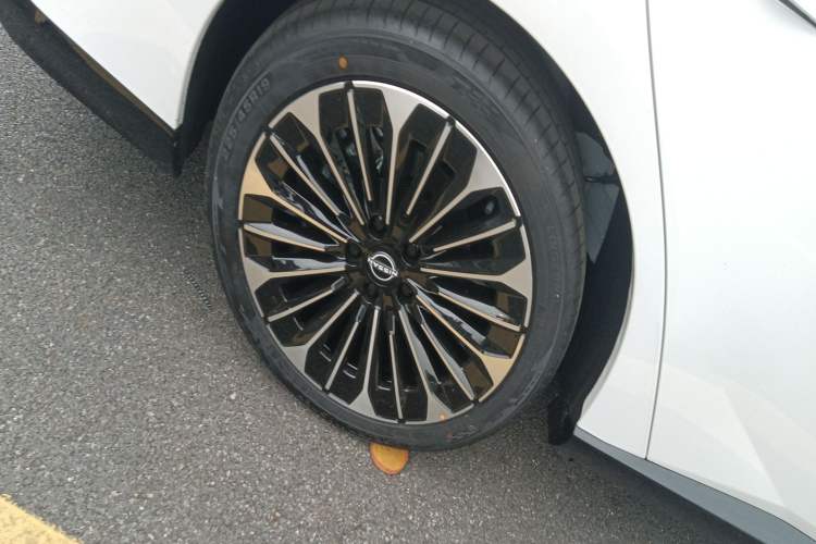 Used Nissan N7 2025 625 Pro