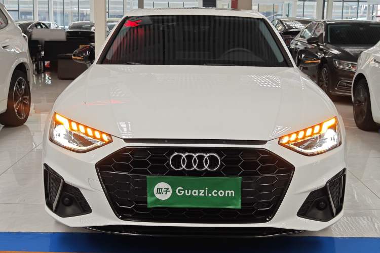 Used Audi A4L 2022 40 TFSI Luxury Dynamic Model Front