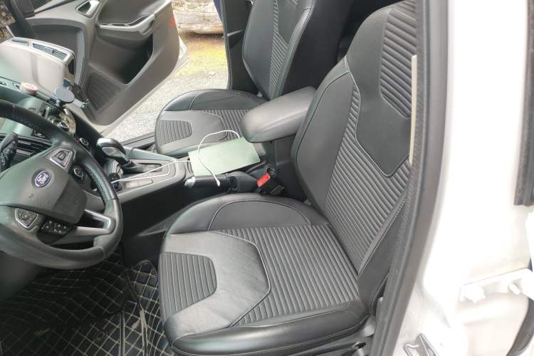 Used Ford Focus 2018 Hatchback Classic EcoBoost 180 Automatic Sport Edition
