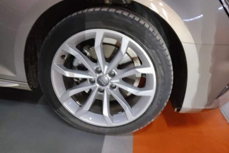 Used Audi A4L 2018 30th Anniversary Edition 40 TFSI Fashion Model