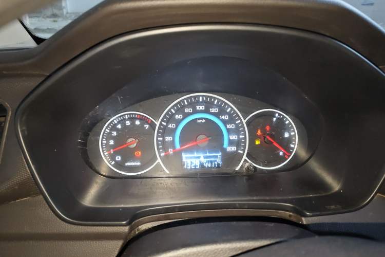 Used Wuling Hongguang V 2022 1.5L Enjoy Edition Electric-Powered LAR Instrument Cluster