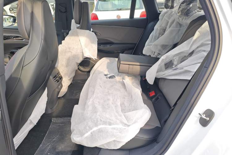 Used Hongqi EH7 2025 600 Smart Selection Edition
