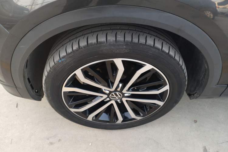 Used Volkswagen T-ROC 2021 280TSI DSG Two-Wheel Drive Comfort Connect Edition
