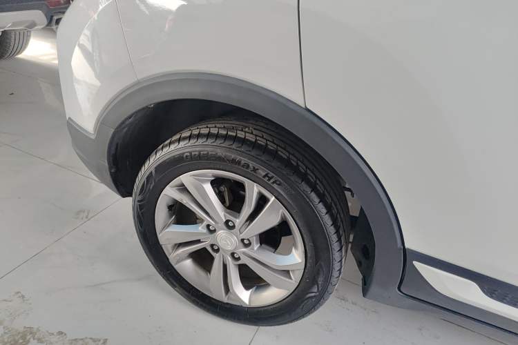 Used CHANGAN CS15 2019 1.5L Manual Entry-Level Version China VI Standard Exterior 2