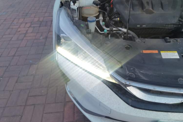 Used Dongfeng Aeolus Yixuan 2020 230T Automatic Dazzle Track Edition
