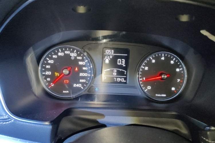 Used Roewe RX5 2016 20T Two-Wheel Drive Automatic Flagship Edition
