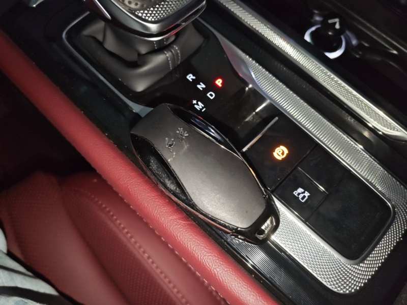 Used Hongqi H5 2025 Model 1.5T DCT Xuan Ying 2 Million Units Commemorative Edition — 8