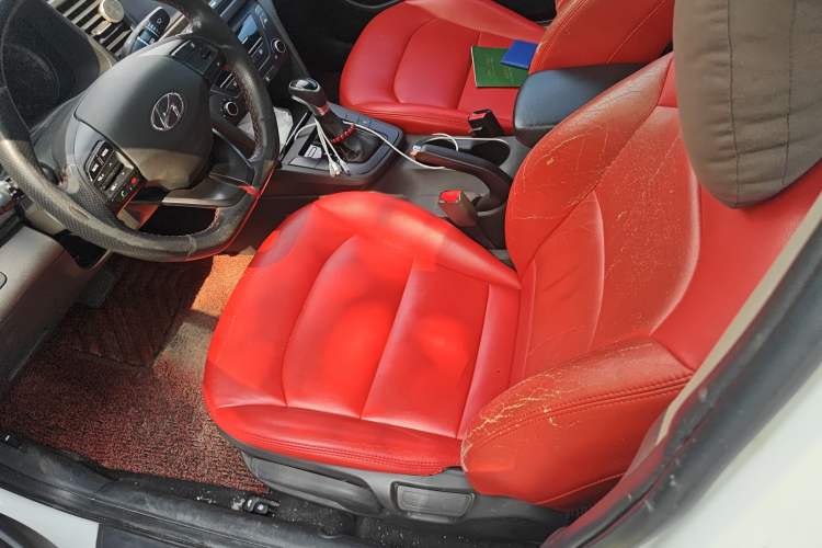 Used Hyundai Elantra (6th Generation / Lingdong) 2018 1.4T Dual-Clutch Xuan Dong · Dynamic Edition Left Front Seat