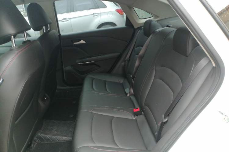 Used Chevrolet Monza 2019 Redline 320T Dual-Clutch Sporty Version China VI Standard Left Rear Seat