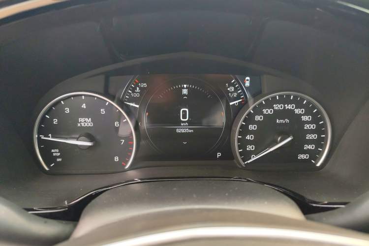 Used Cadillac XT5 2018 25T Luxury Model