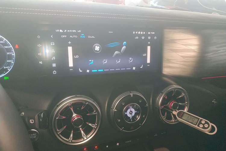 Used Tank 300 2024 2.0T Conqueror