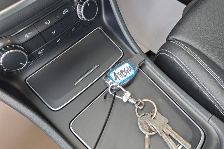 Used Mercedes-Benz GLA 2019 GLA 200 Fashion Model Interior 1