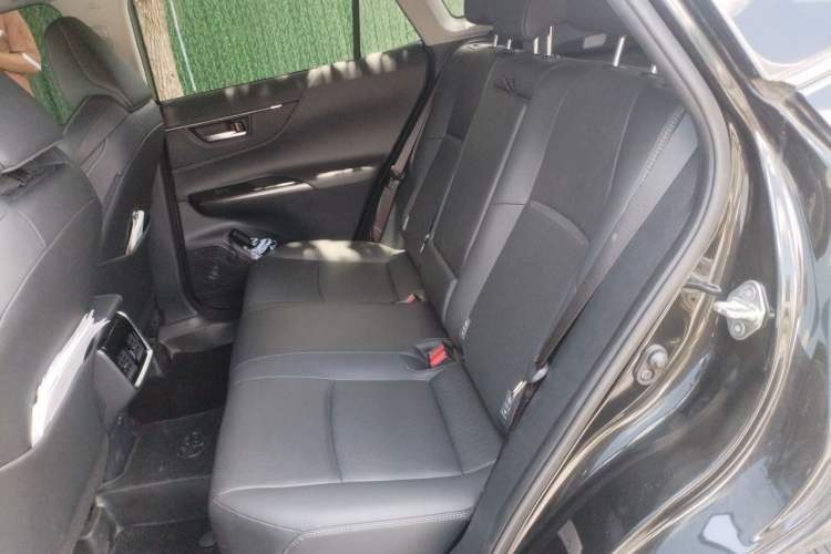 Used Toyota Venza 2022 2.0L CVT Two-Wheel Drive Prestige Edition