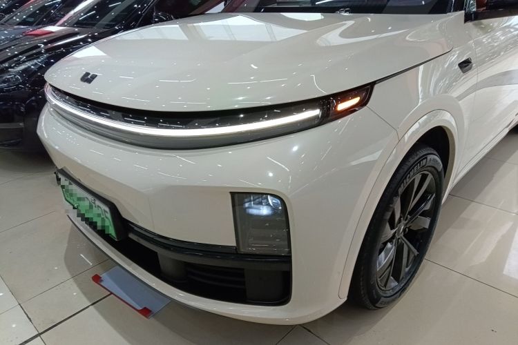 Used Li Auto L7 2023 Air model
