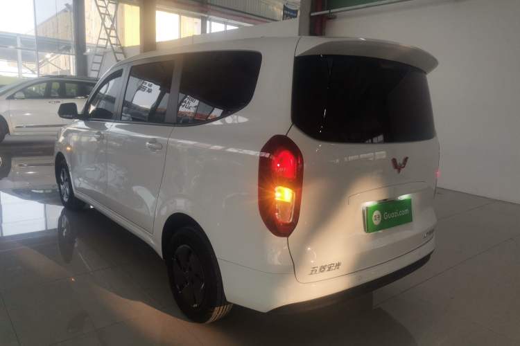 Used Wuling Hongguang New Energy 2025 Extended-Range Hybrid 50KM Comfort Version