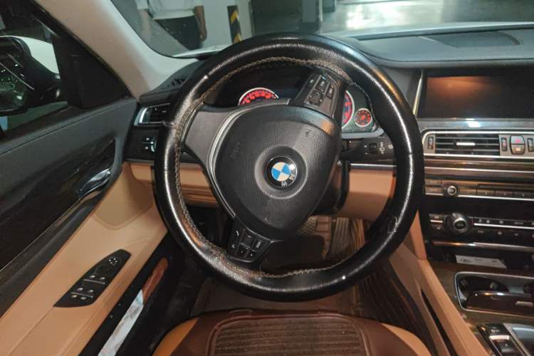 Used BMW 7 Series 2013 730Li Leading Model Steering Wheel