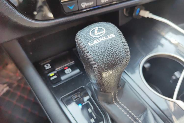 Used Lexus RX 2016 300 Two-Wheel Drive Elite Version China V Standard