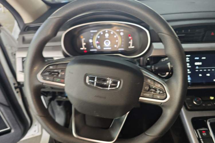 Used Geely Auto Emgrand X7 Sport 2021 Million Edition 1.8TD DCT Two-Wheel Drive Comfort Model Steering Wheel