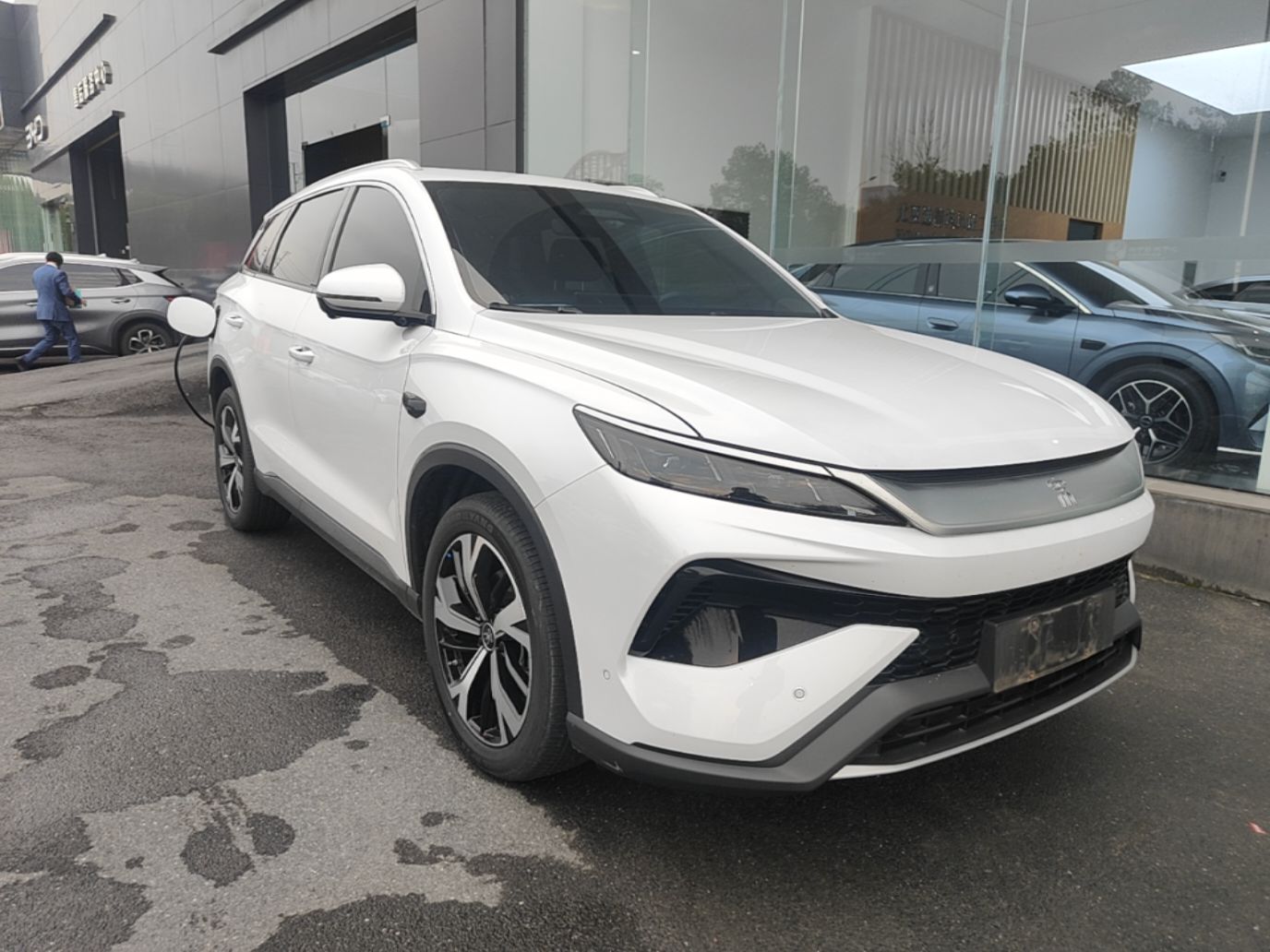 BYD Song Pro New Energy 2025 Second-Generation Intelligent Driving Version DM-i 115KM Excellence Edition — снимка 3