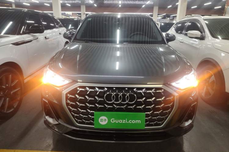 Used Audi Q3 2024 35 TFSI Fashion Dynamic Edition
