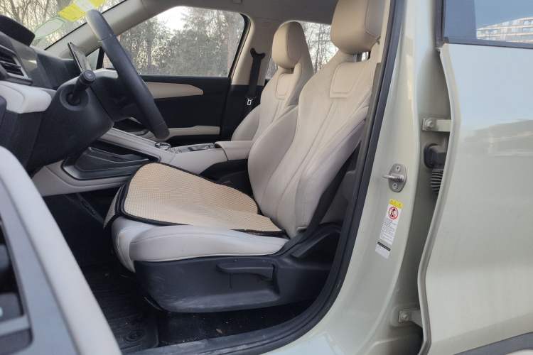 Used BYD Yuan UP 2024 401KM Leading Edition