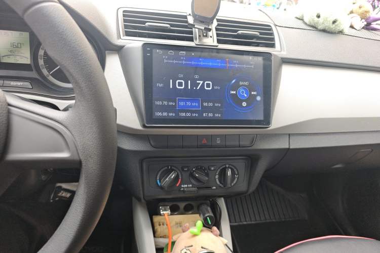 Used Skoda Fabia 2017 1.4L Automatic Car Enjoy Edition
