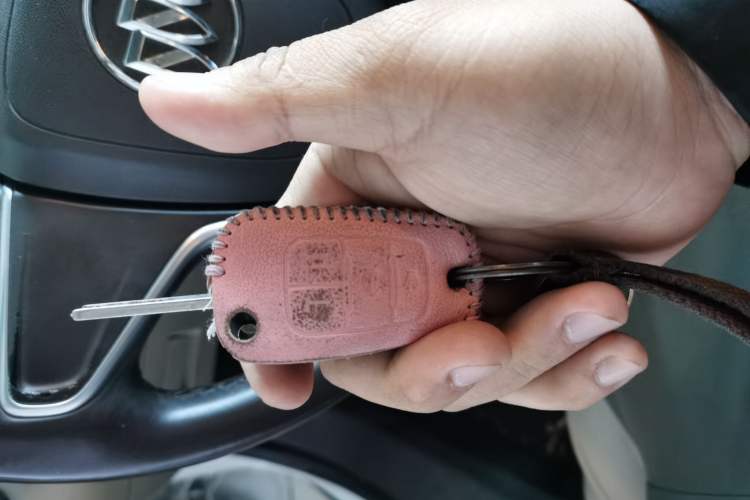 Used Buick Regal 2014 2.0L Leading Fashion Edition Vehicle Key