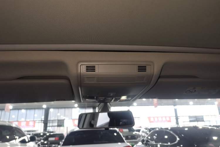 Used Volkswagen Tayron 2019 330TSI Two-Wheel Drive Luxury Model China VI Standard