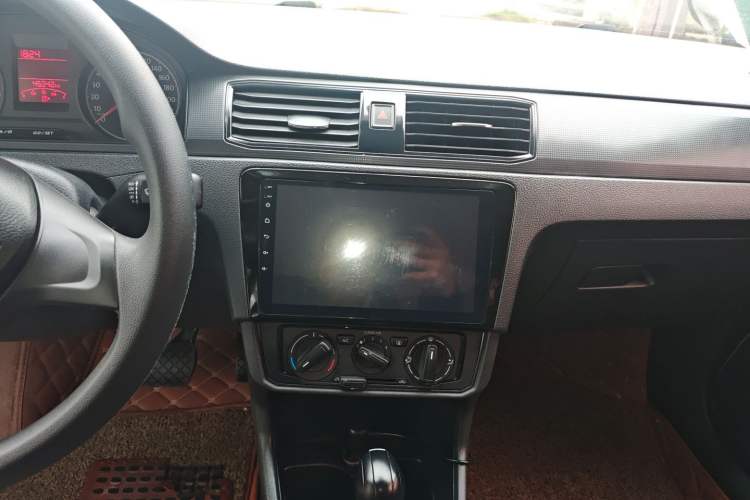 Used Volkswagen Santana 2016 1.6L Automatic Fashion Edition