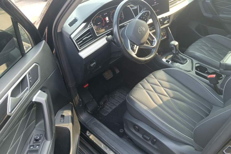 Used Volkswagen Tiguan L 2022 330TSI Automatic Two-Wheel Drive Smart Edition