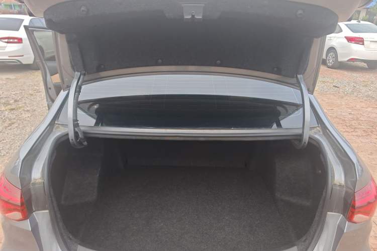 Used Chevrolet Monza 2020 320 Automatic Enjoyment Edition
