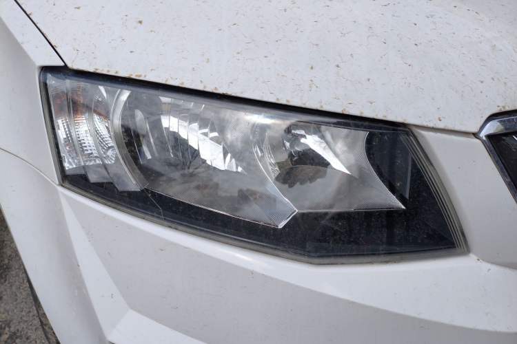 Used Skoda Octavia 2017 1.6L Manual Smart Drive Edition