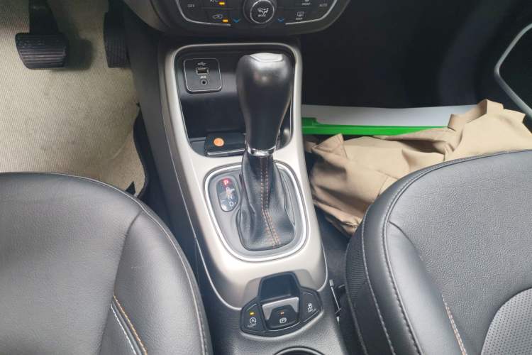 Used Jeep Compass 2017 200T Automatic Family Edition