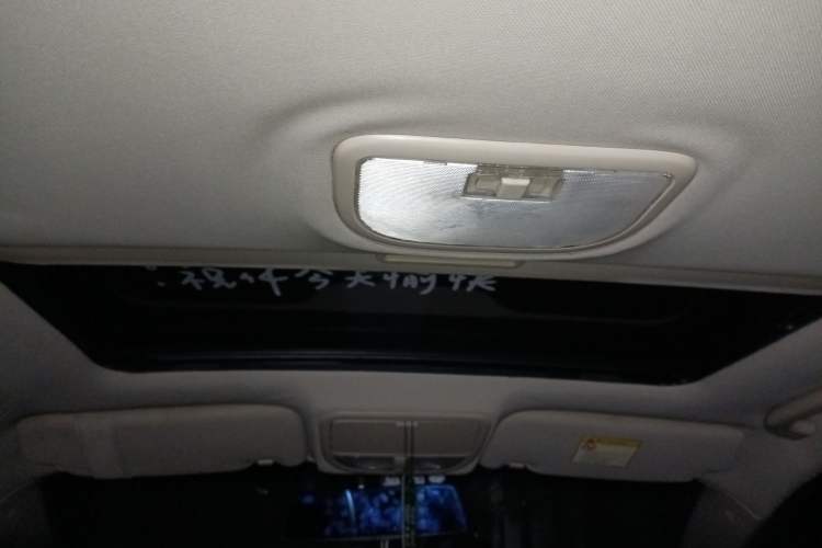 Used Geely Auto Classic Emgrand 2013 Sedan 1.8L Manual Luxury Model
