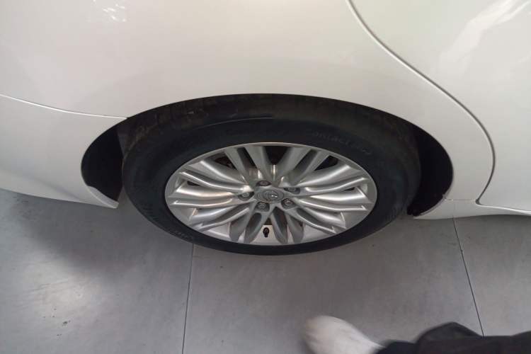 Used Lexus ES 2016 200 Midnight Special Limited Edition Right Rear Wheel Hub