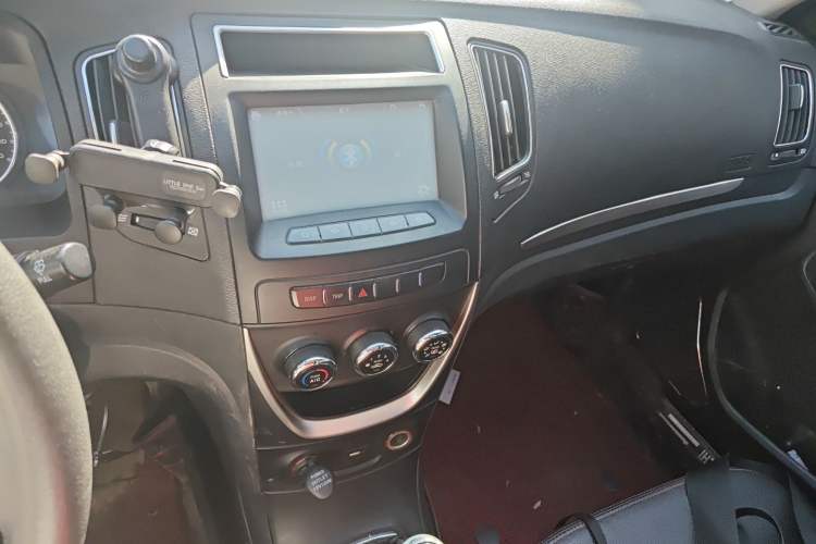 Used Geely Auto Vision 2015 1.5L Manual Elite Model